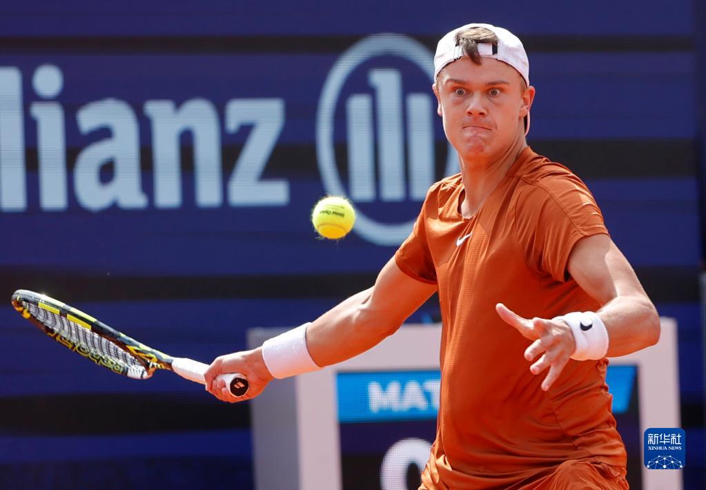 通过对比三 通过对比三